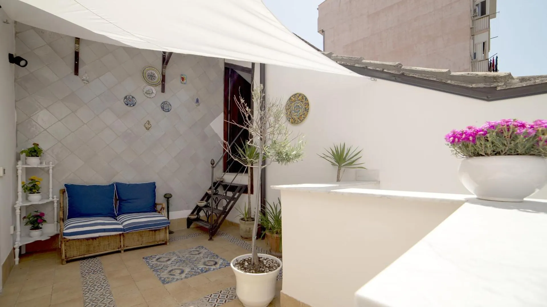Adenzia Suite Palermo Apartment