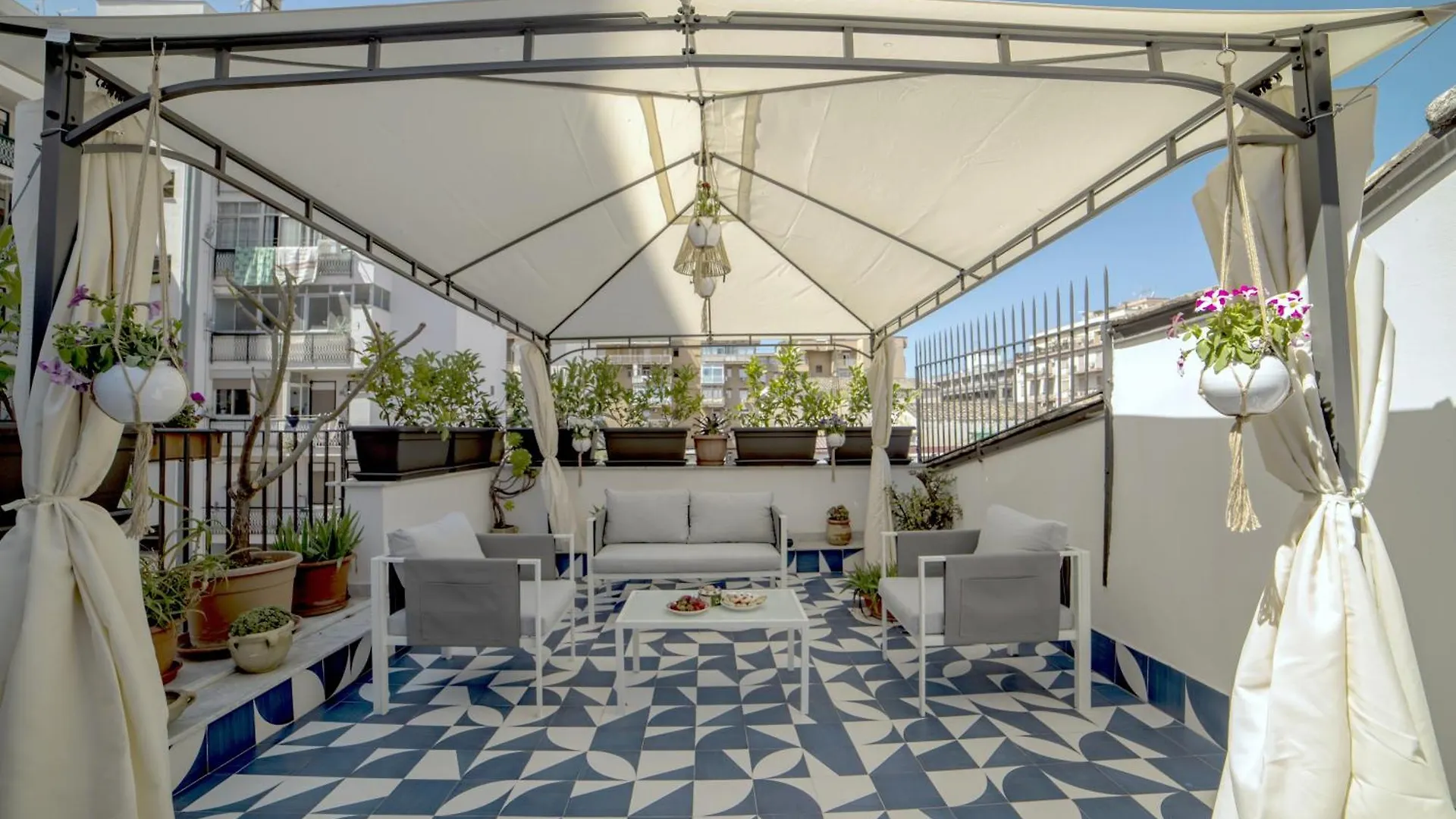 Adenzia Suite Palermo Apartment